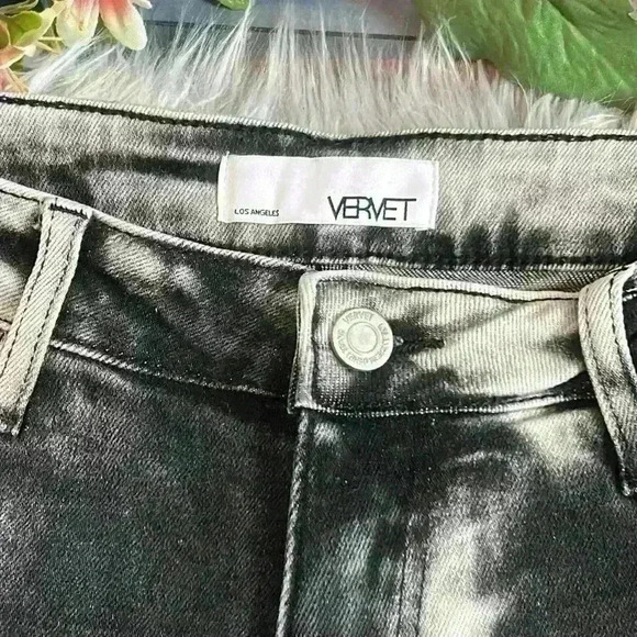 Vervet Haylie High Rise Tie Dyed Crop Skinny  Raw-Edge Jeans, Black/Grey - Picture 5 of 10